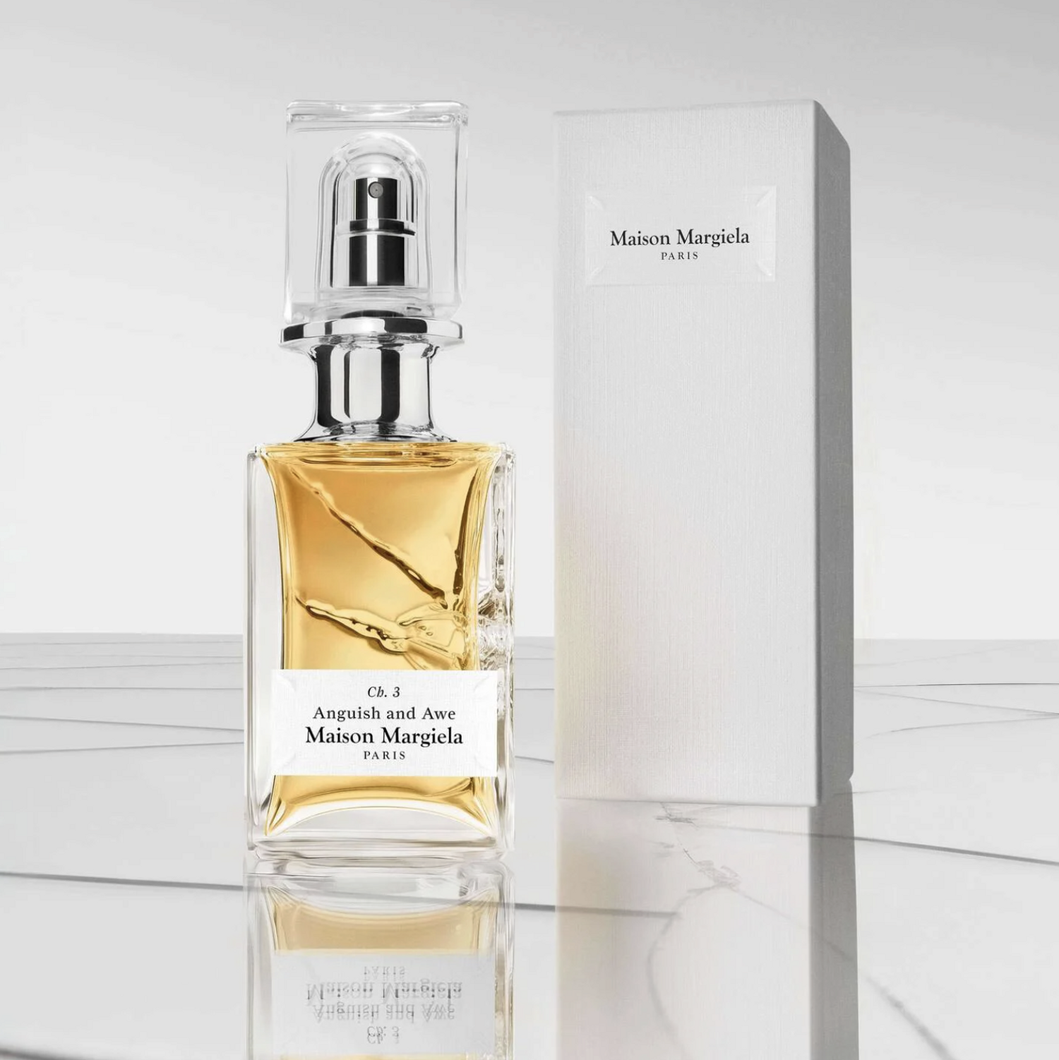 flacon de parfum anguish & awe, nouveauté mixte de maison margiela sortie en avril 2026