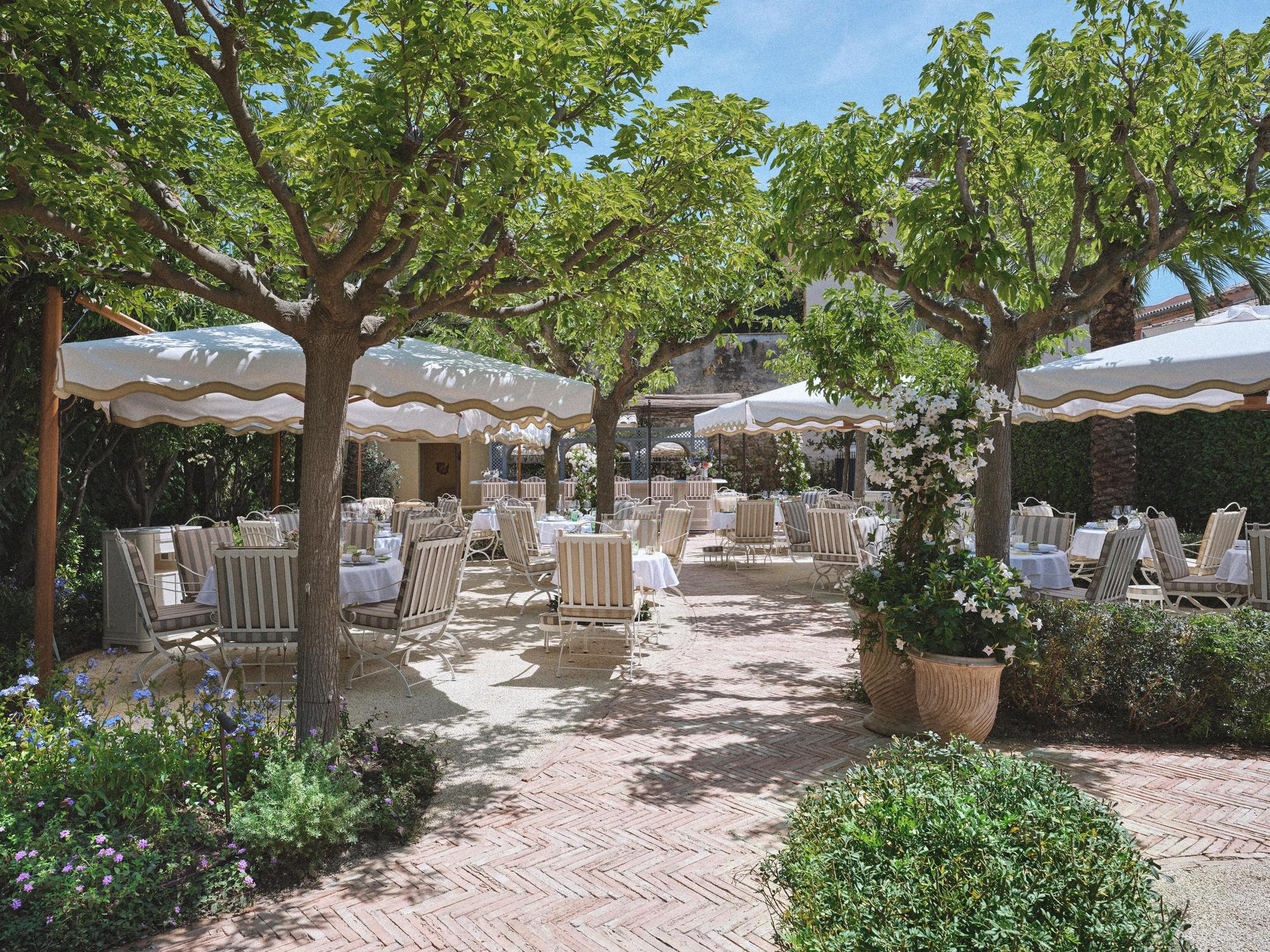 nouveau restaurant dior à saint tropez, ouverture juin 2026