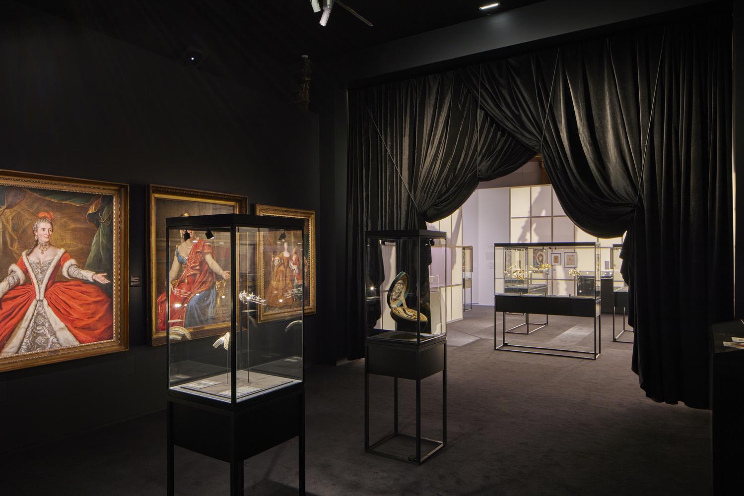 exposition bijoux de scène de la comédie française paris 2024