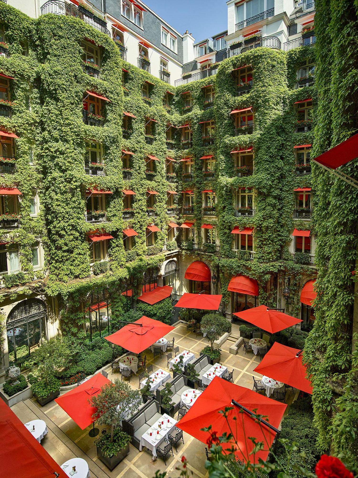 hotel plaza ath&eacute;n&eacute;e