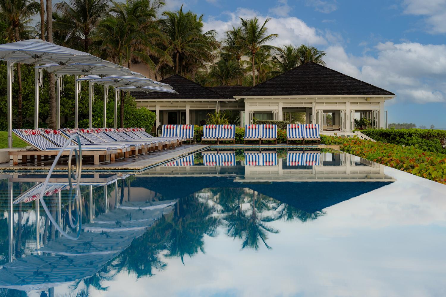 piscine bahamas jacquemus