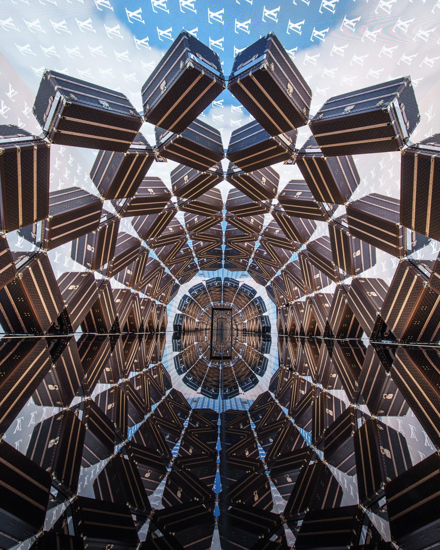 louis vuitton retail