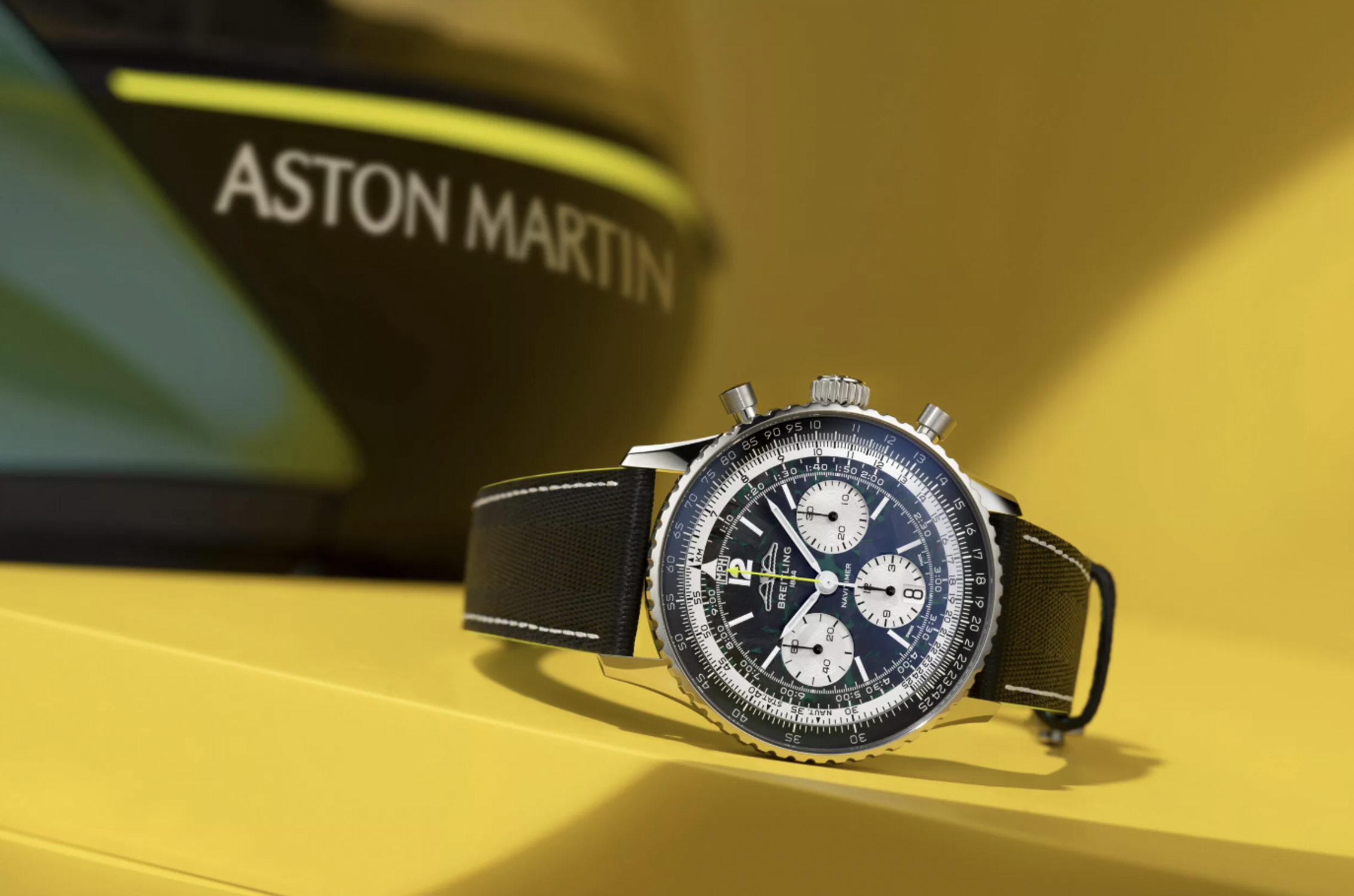montre de luxe breitling x aston martin