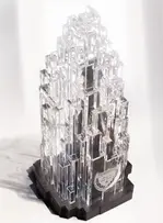 Dom Pérignon s'offre un monument de cristal