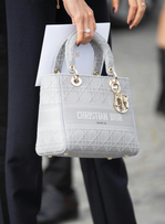 Croissance à deux chiffres en 2025 : The RealReal dope le marché de la revente haut de gamme