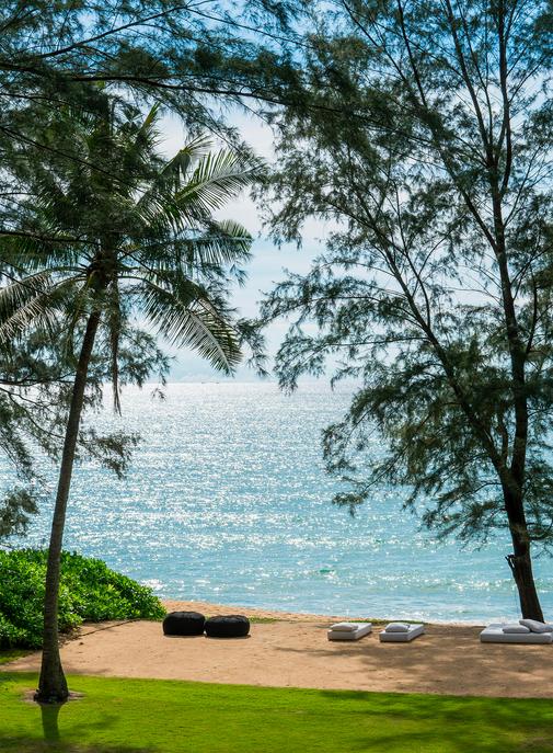 Les marques de luxe sortent leurs parasols : para-fatigue ou hors-sol ?