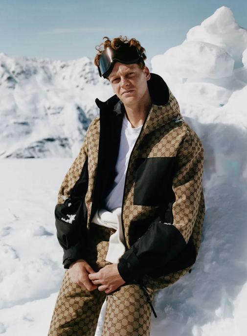 Après Balenciaga, Gucci lance à son tour sa ligne de skiwear - et muscle la stratégie sportswear de Kering