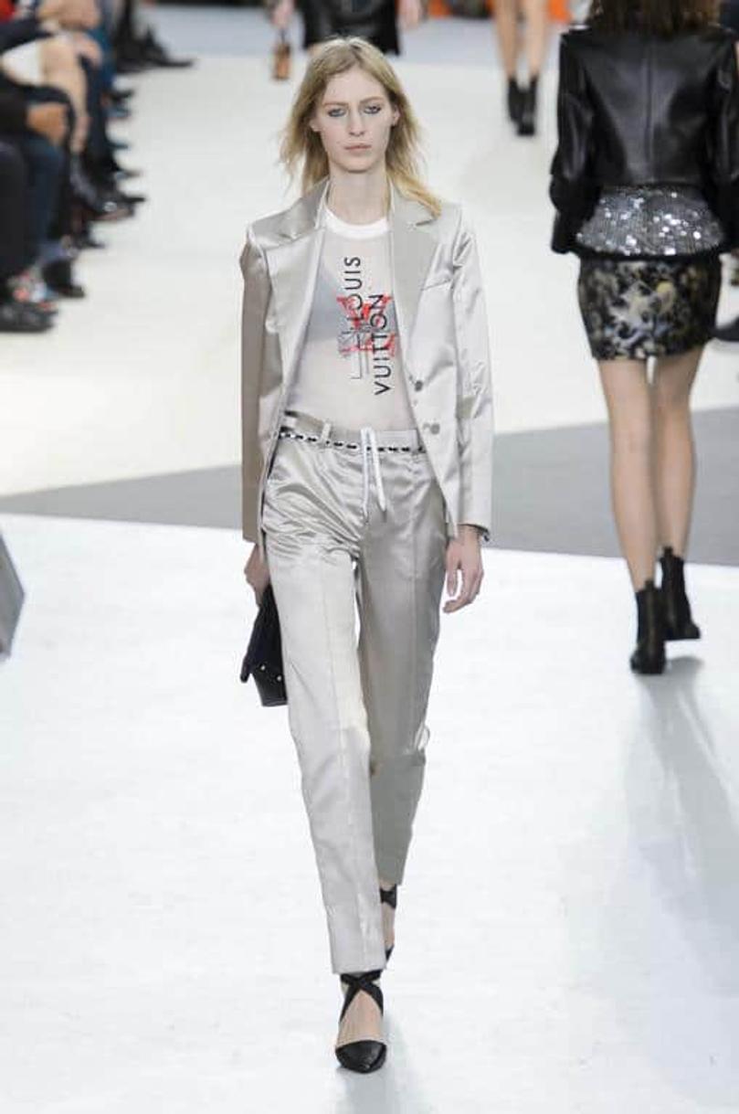Défilé Louis Vuitton argenté