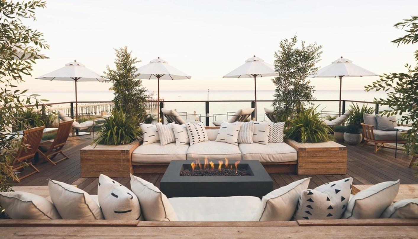 hotel-malibu-Surfrider_Roofdeck_journal-du-luxe