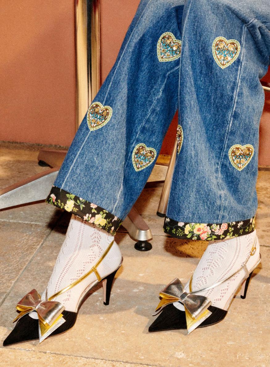 Valentino Kering Mayhoola délai d'acquisition