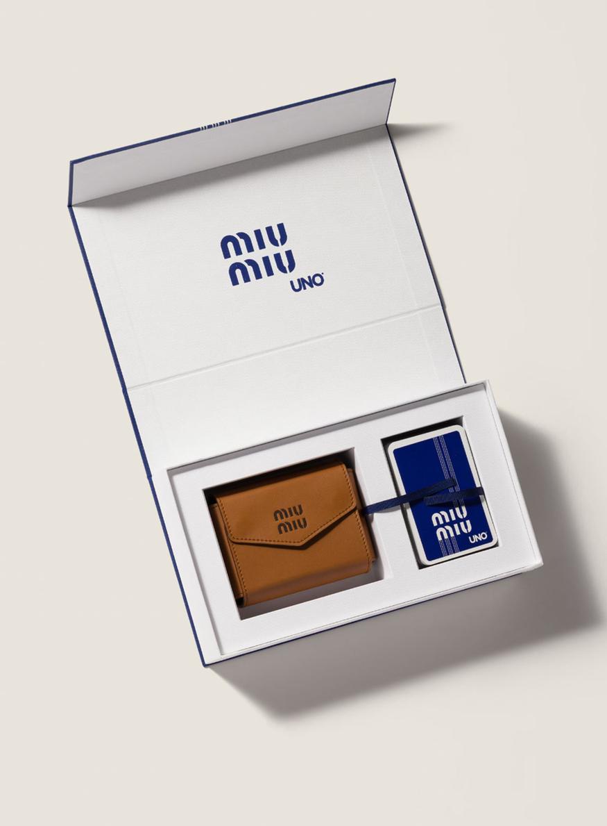 jeu de cartes de luxe miu miu uno idée cadeau jeu noel 2025